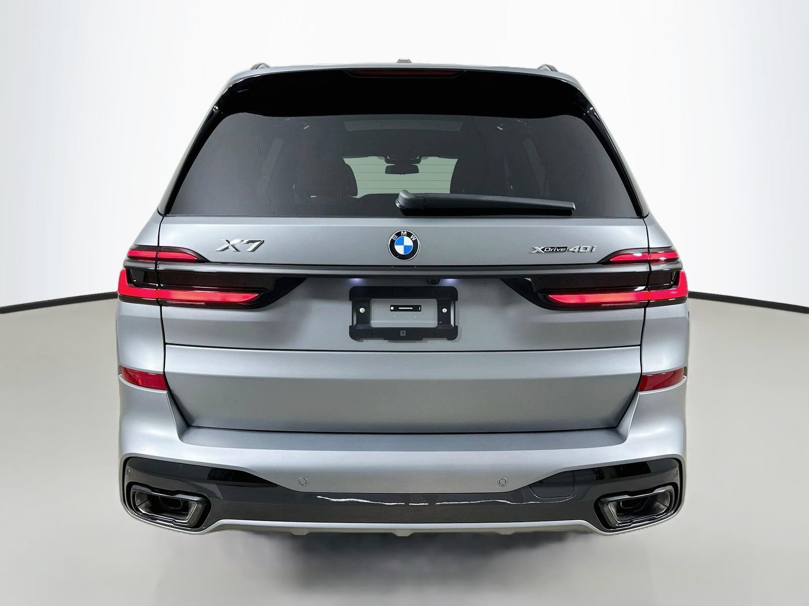 New 2027 BMW X7 xDrive40i w/ Executive Package AWD/4WD image 6