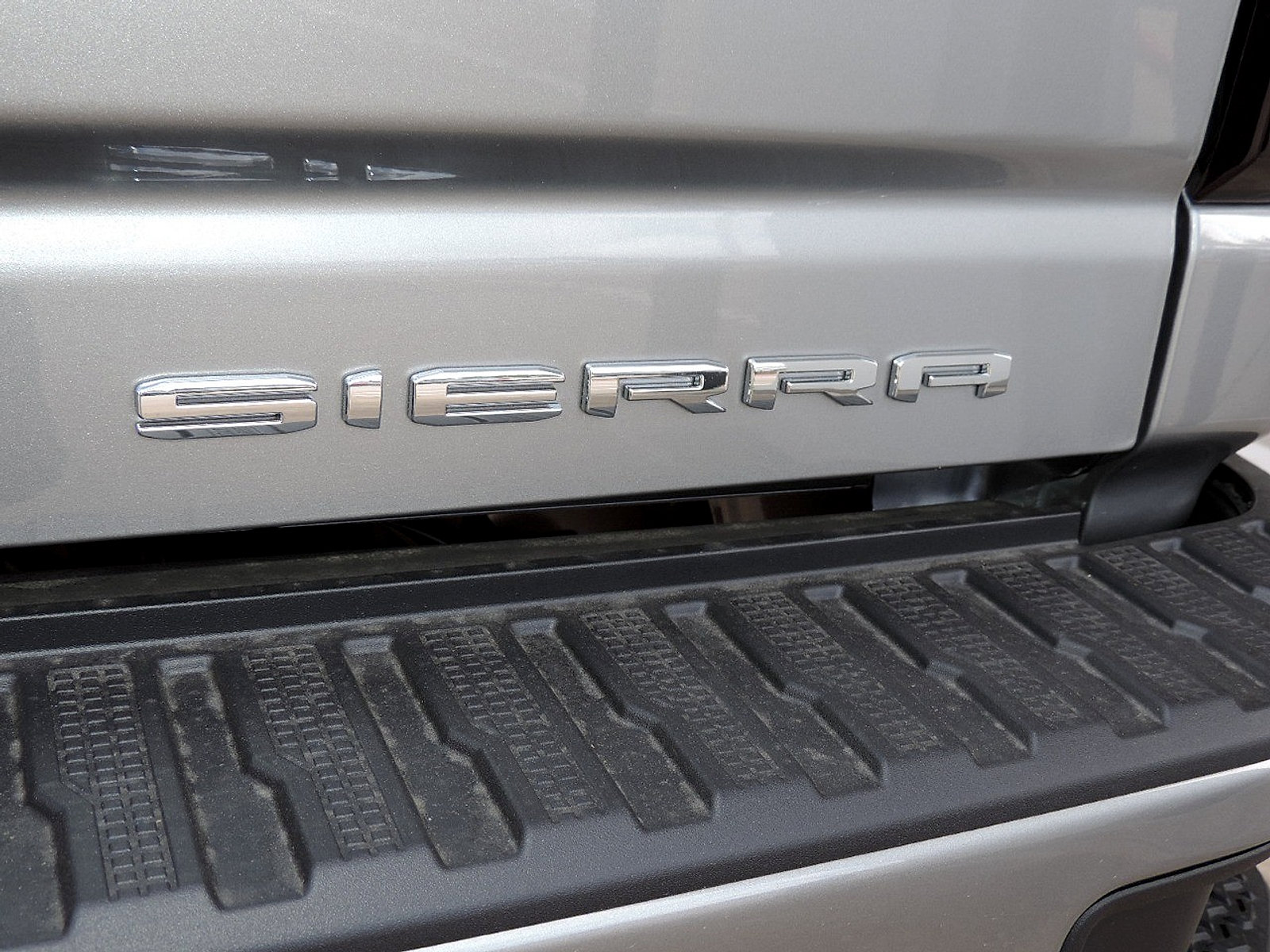 New 2026 GMC Sierra 2500 Denali w/ Denali Reserve Package AWD/4WD image 15