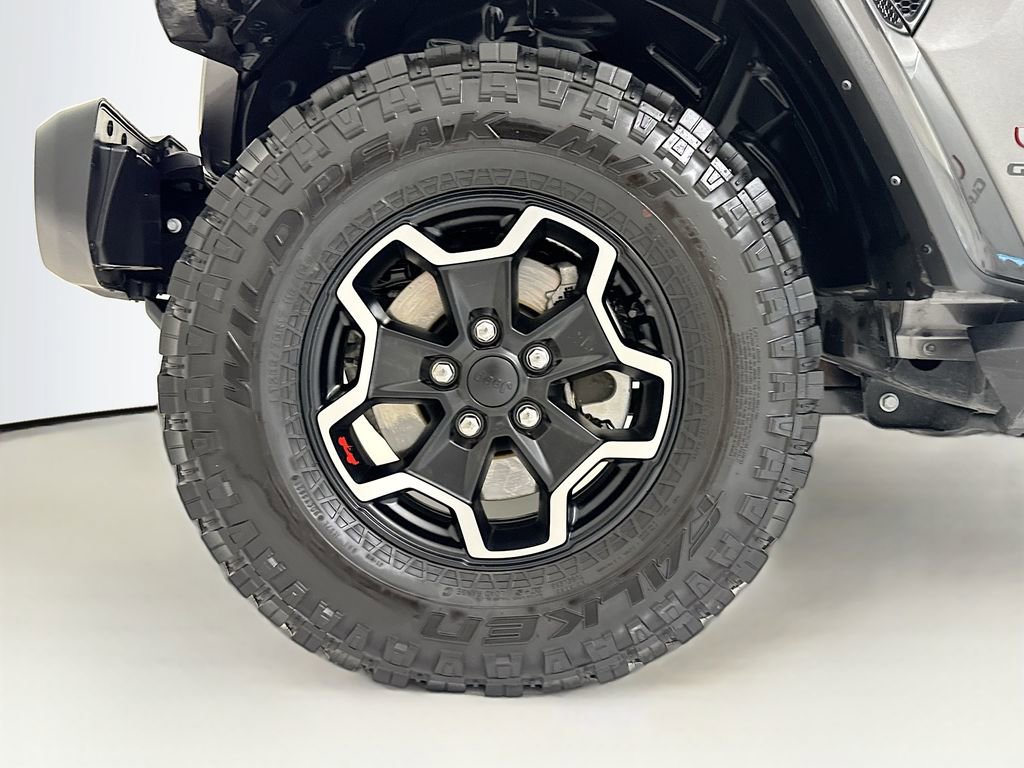 Used 2022 Jeep Gladiator Rubicon w/ Cold Weather Group AWD/4WD image 26