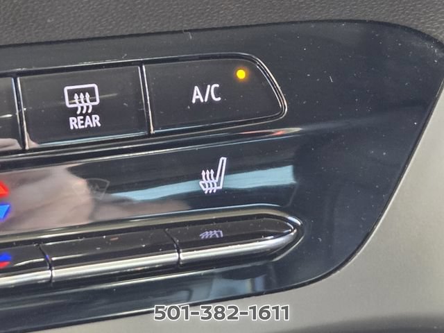 Used 2021 Buick Envision Essence w/ Sport Touring Package FWD image 23