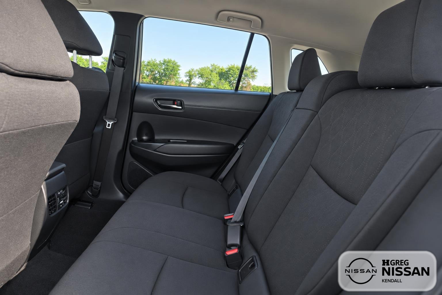 Used 2023 Toyota Corolla Cross LE FWD image 9