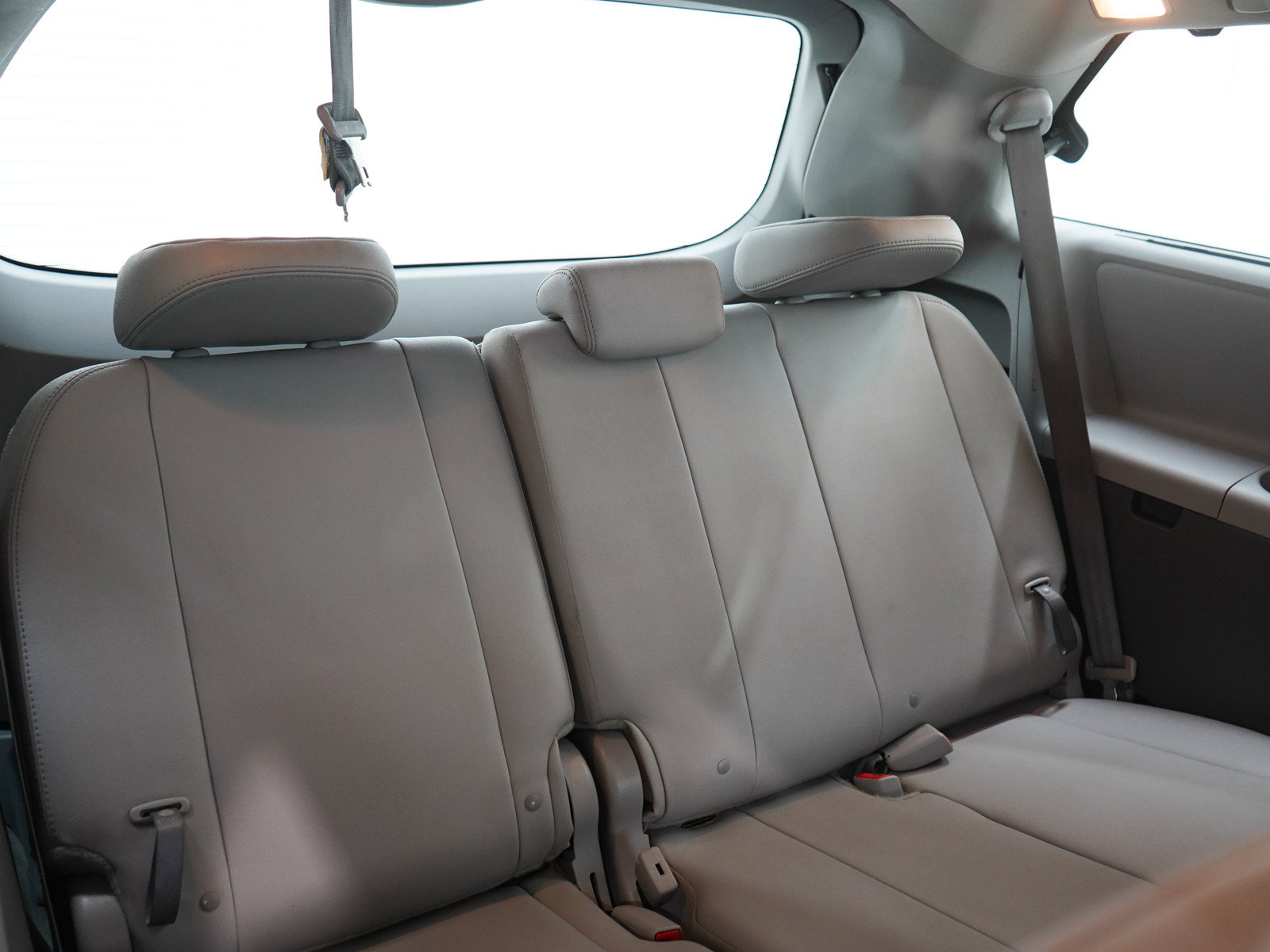 Used 2019 Toyota Sienna XLE Premium AWD/4WD image 13