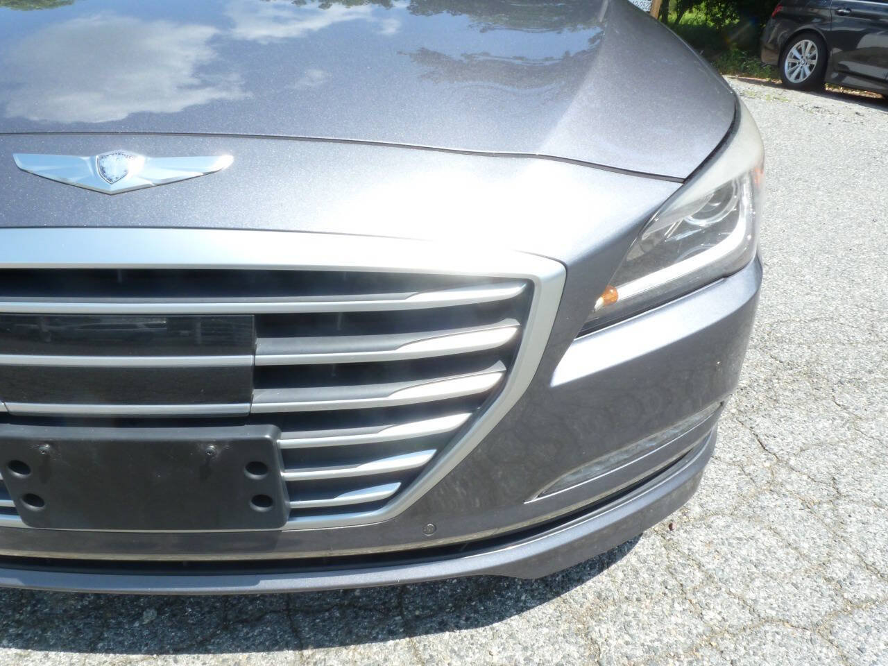 Used 2015 Hyundai Genesis 5.0 RWD image 3