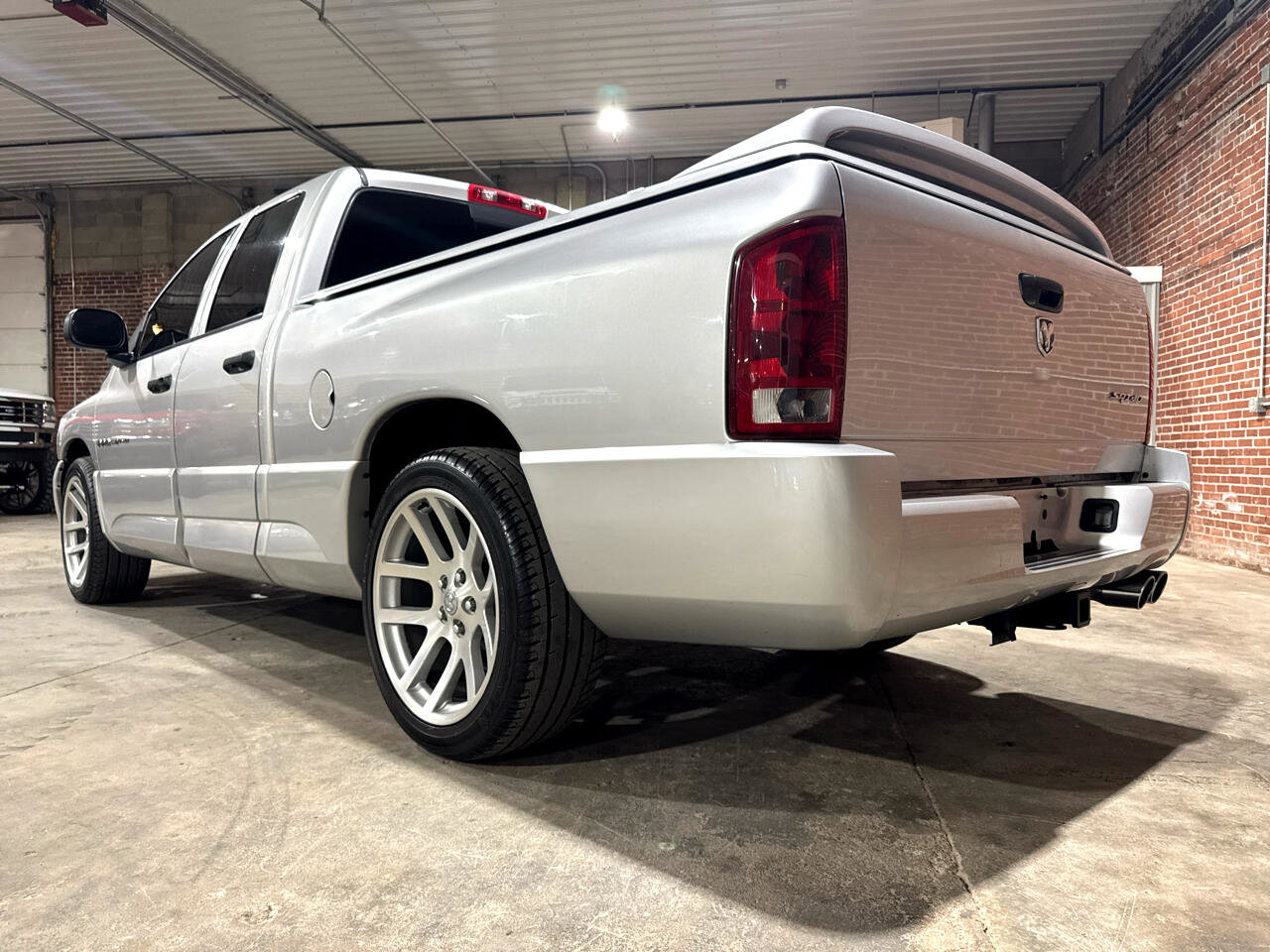 Used 2005 Dodge Ram 1500 Truck 2WD Quad Cab image 23