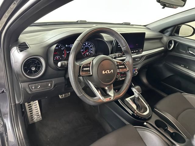 Used 2023 Kia Forte GT-Line image 13