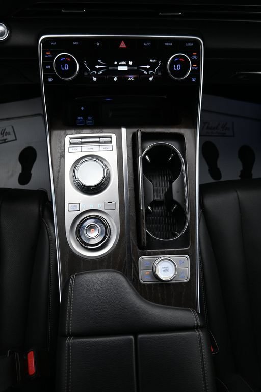Used 2024 Genesis GV80 2.5T AWD/4WD image 21