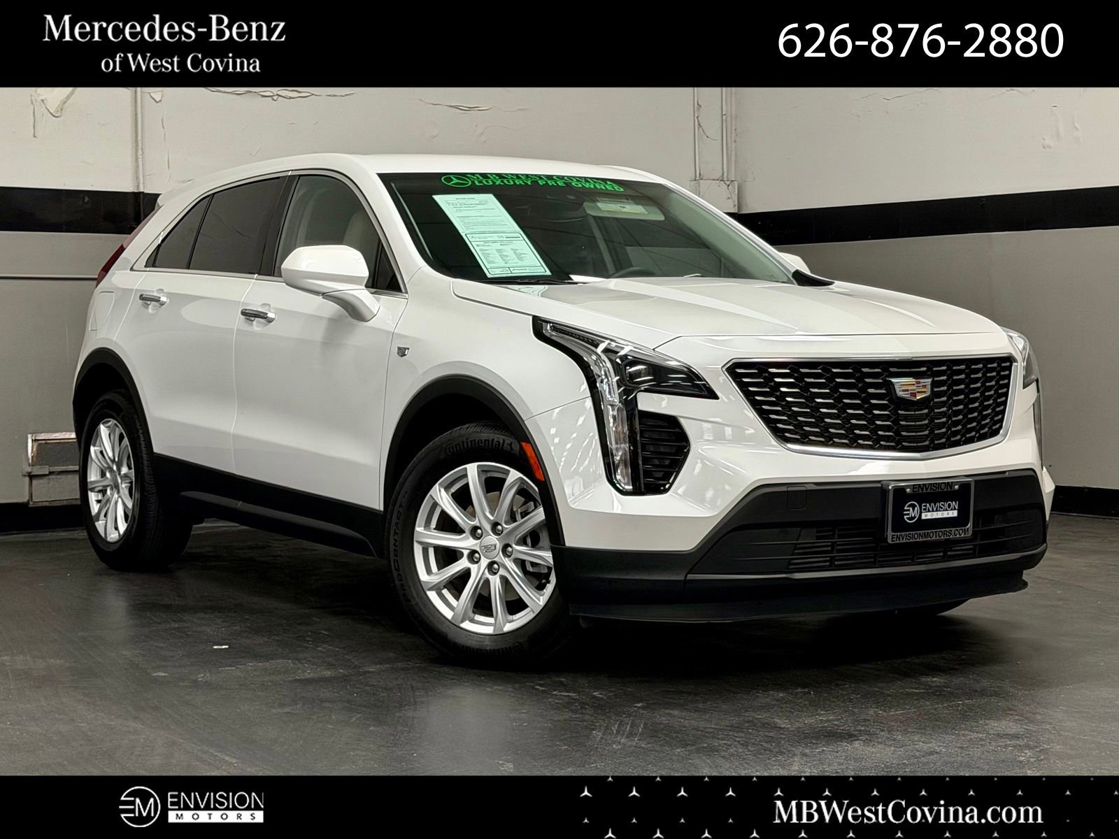 Used 2023 Cadillac XT4 Luxury image 1