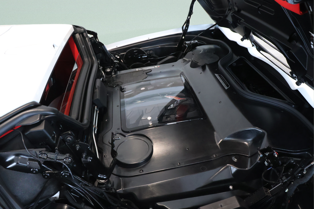 New 2027 Chevrolet Corvette Stingray Convertible RWD image 39