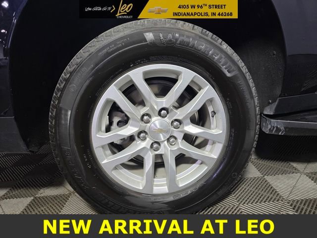 Used 2024 Chevrolet Suburban LT image 23