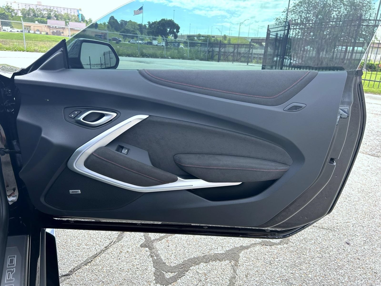 Used 2022 Chevrolet Camaro ZL1 RWD image 15