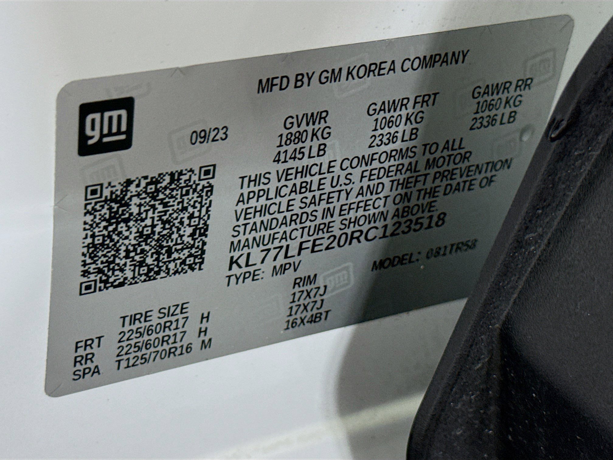 Used 2024 Chevrolet Trax LS image 39