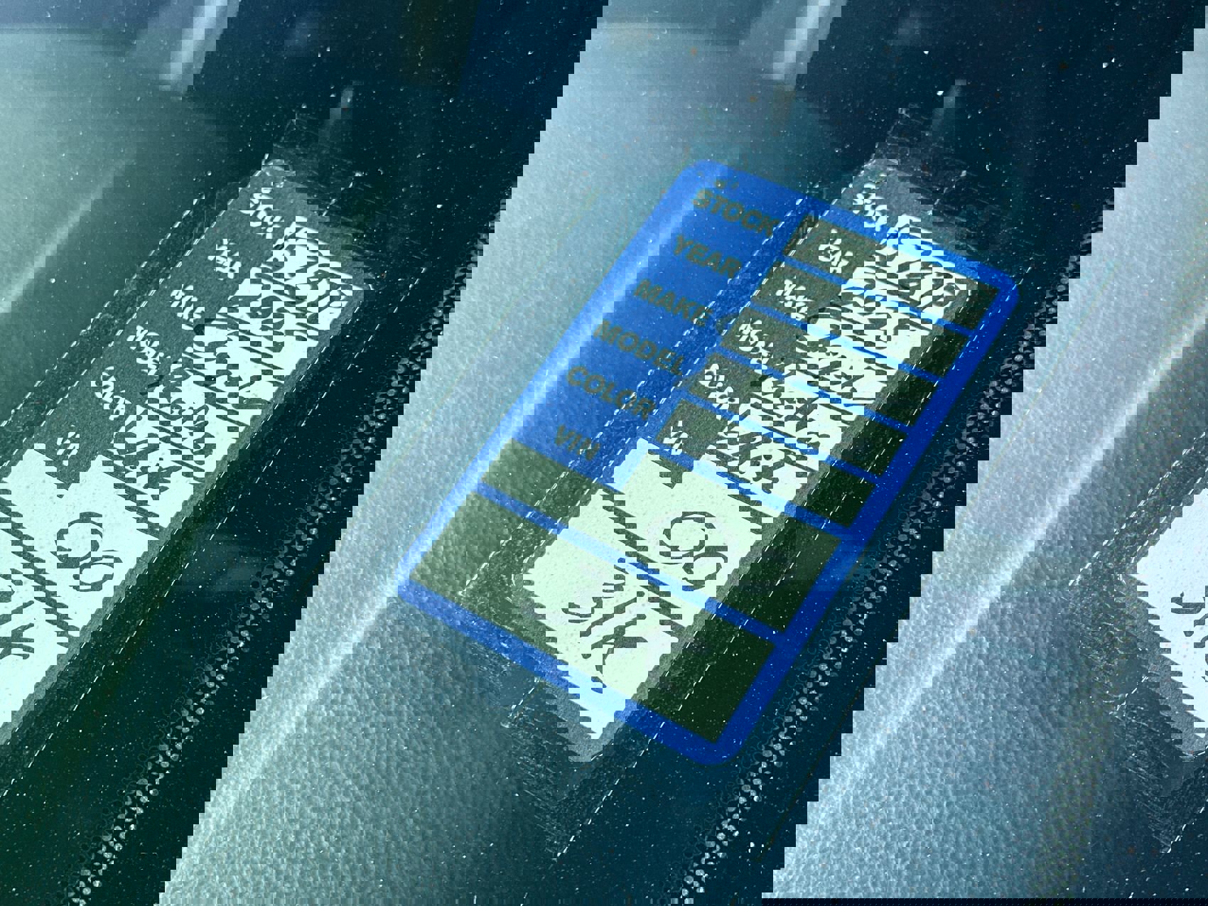 Used 2025 Chrysler Pacifica Limited image 28