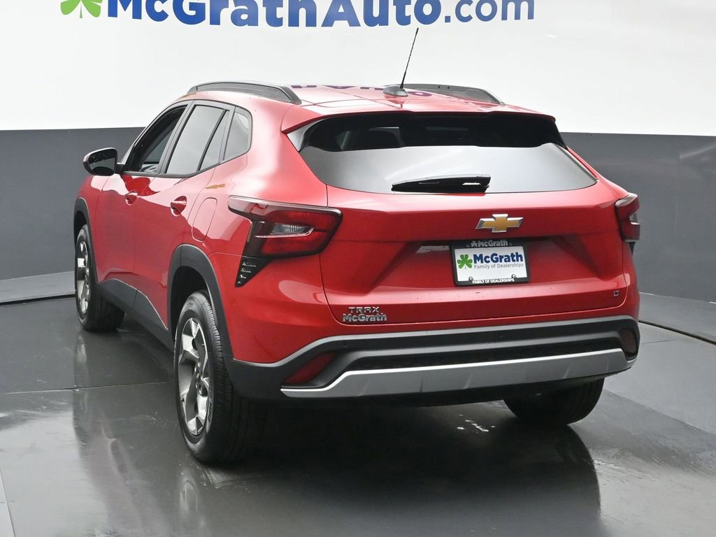 New 2026 Chevrolet Trax LT w/ Driver Confidence Package image 21
