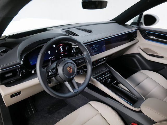 New 2026 Porsche Macan 4 Electric AWD/4WD image 34