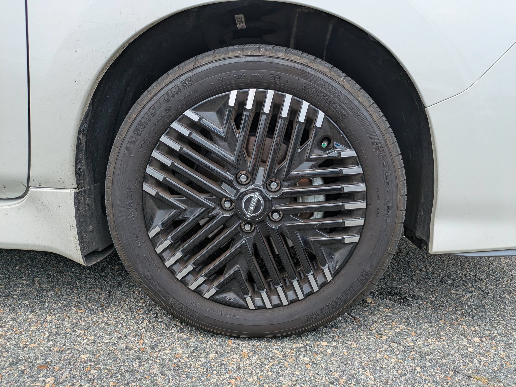 Certified 2024 Nissan Leaf SV Plus FWD image 12