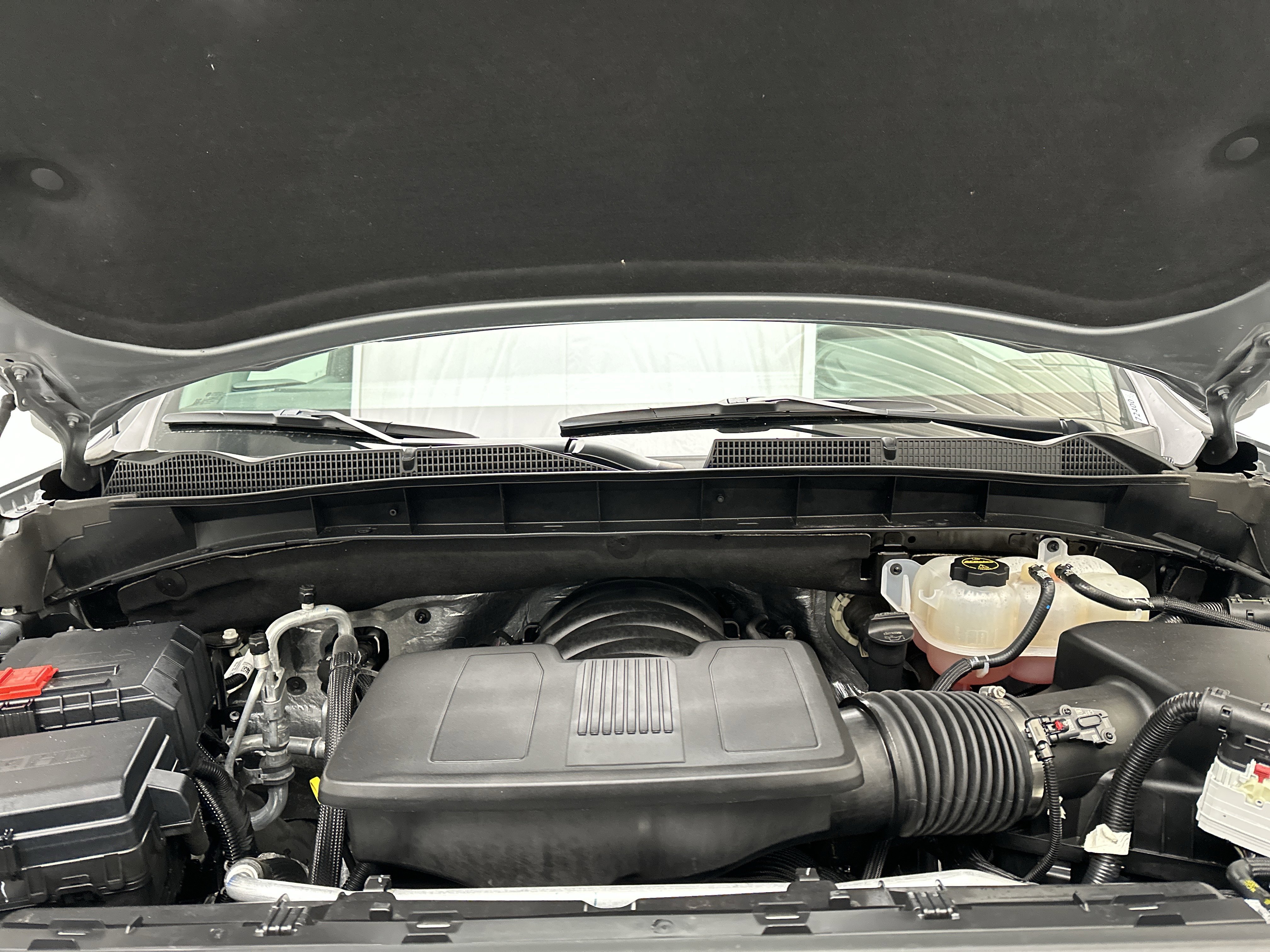 Used 2025 GMC Sierra 1500 SLT image 47