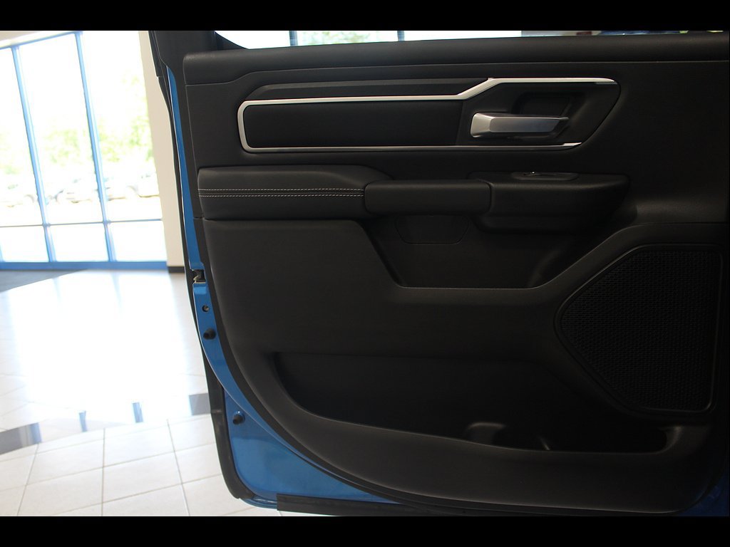 Used 2025 RAM 1500 Big Horn AWD/4WD image 18