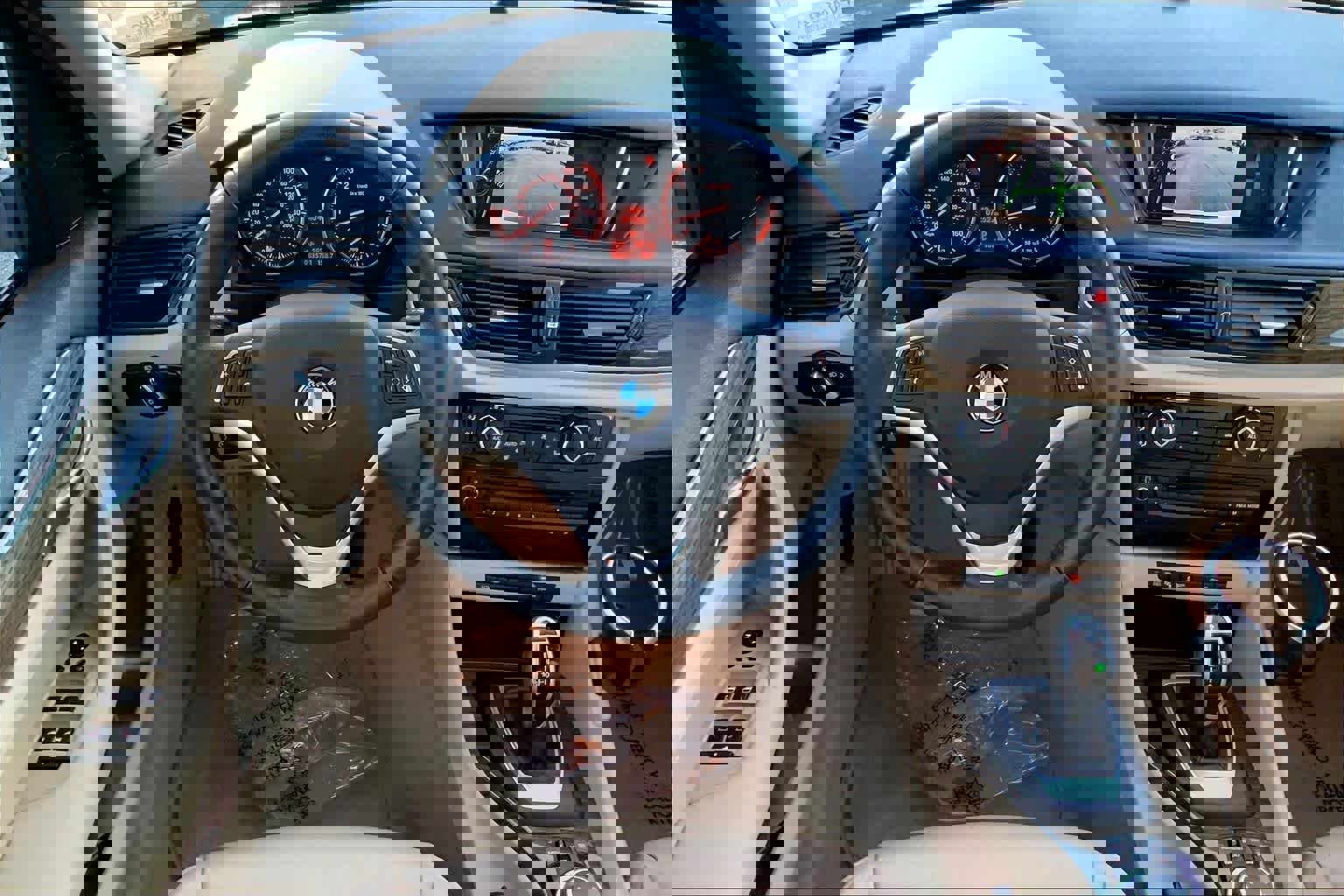 Used 2015 BMW X1 sDrive28i image 6