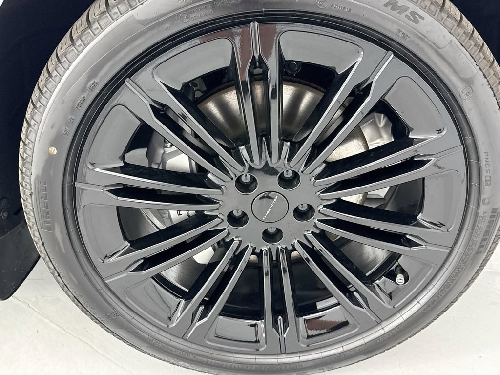 New 2026 Land Rover Range Rover SE AWD/4WD image 30