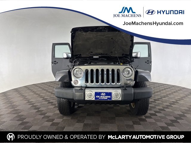 Used 2014 Jeep Wrangler Sahara w/ Mopar Chrome Edition Group image 12