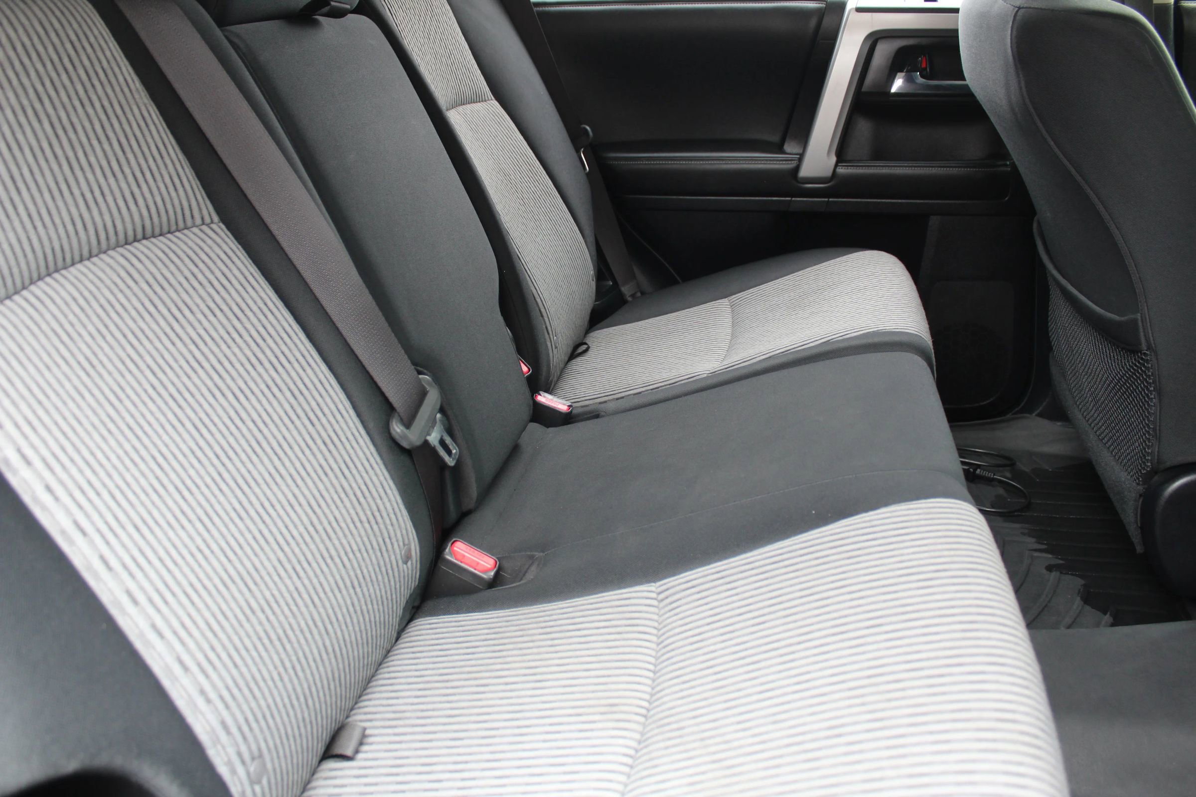 Used 2015 Toyota 4Runner SR5 image 15