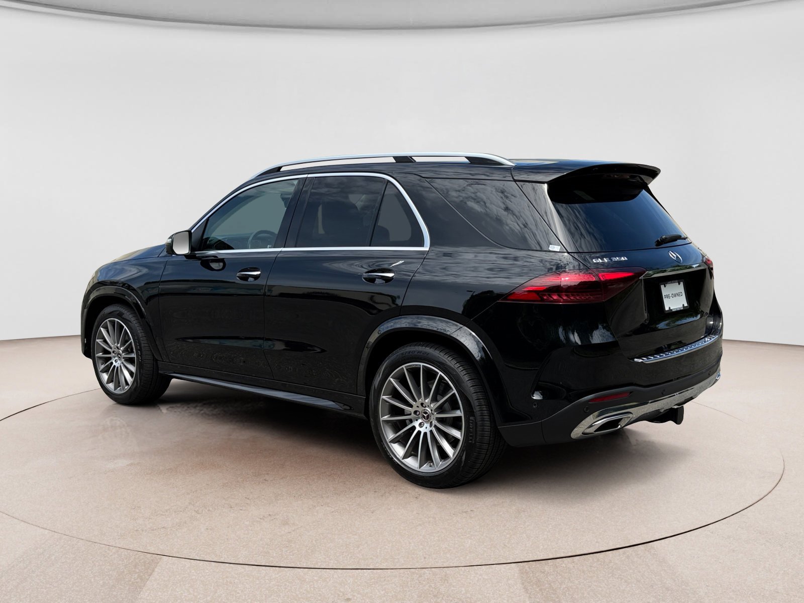 Used 2024 Mercedes-Benz GLE 350 4MATIC image 3