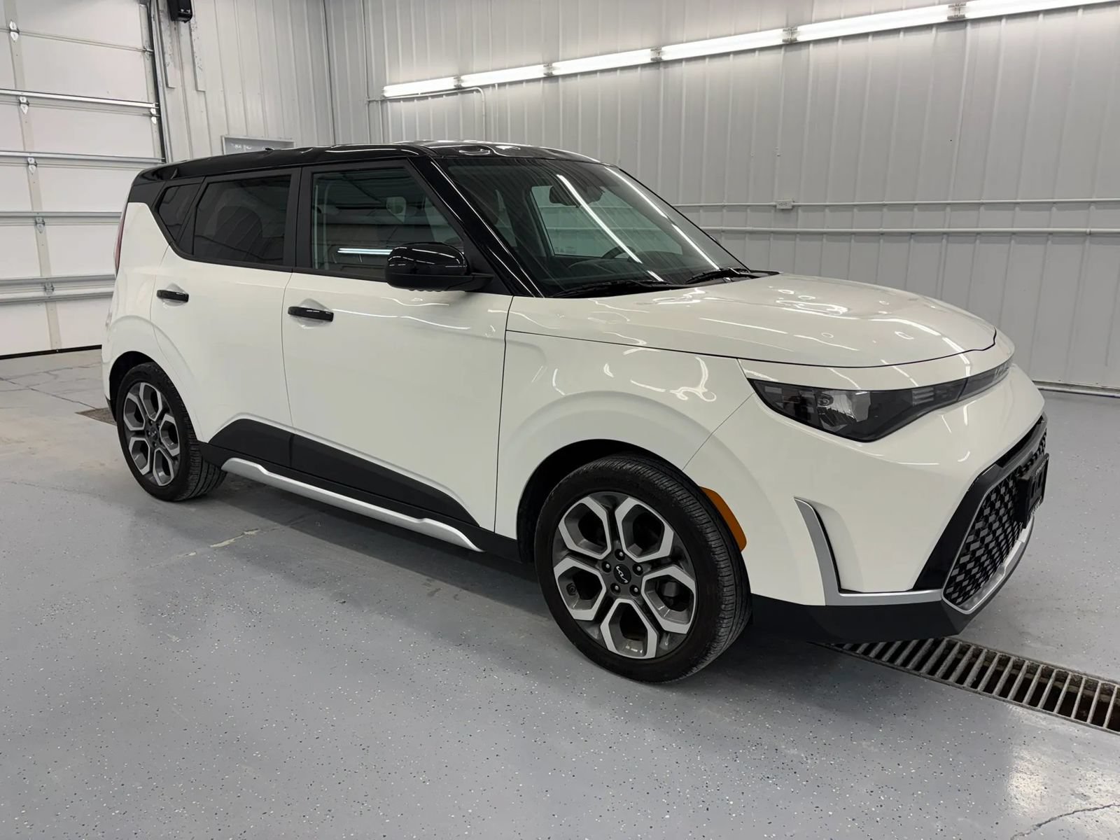 Used 2025 Kia Soul EX FWD image 9
