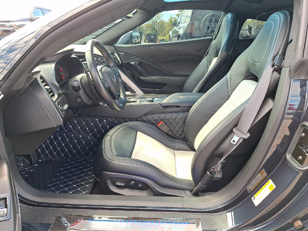 Used 2015 Chevrolet Corvette Stingray Coupe w/ 3LT Preferred Equipment Group RWD image 17