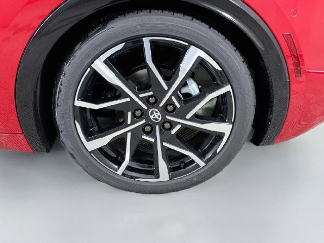 New 2027 Toyota Prius Plug-In Hybrid FWD image 29