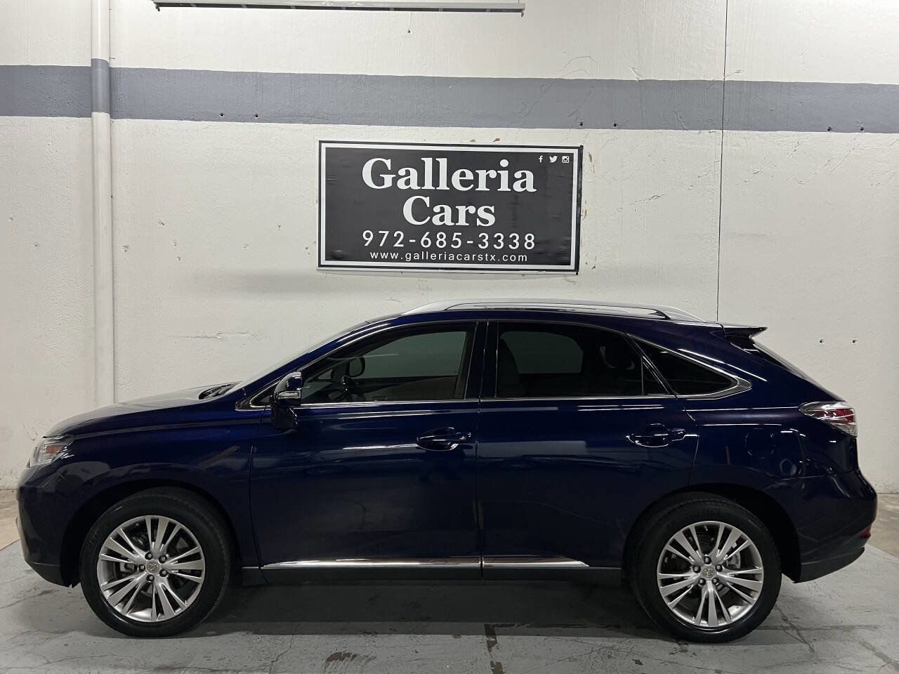 Used 2013 Lexus RX 350 FWD image 1