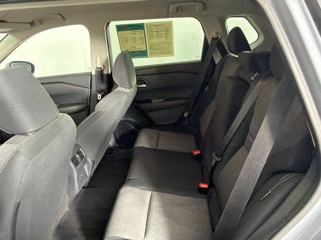 Certified 2026 Nissan Rogue SV FWD image 26