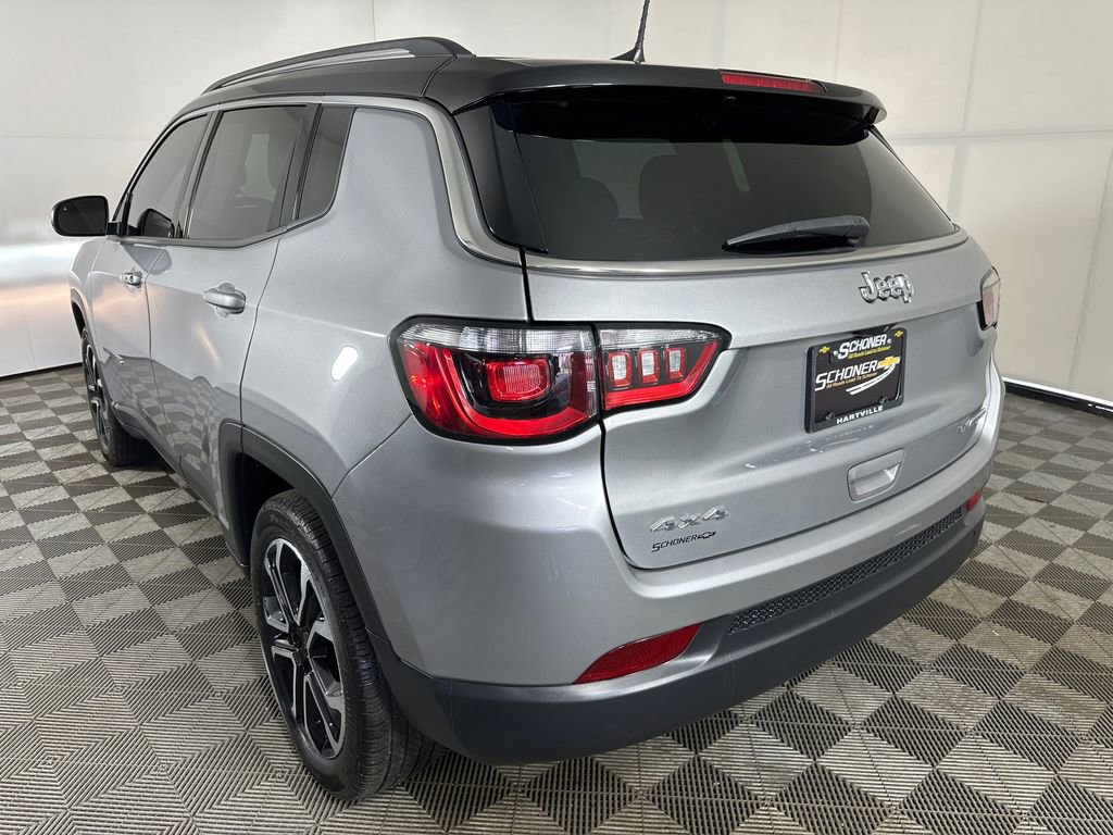 Used 2022 Jeep Compass Limited image 3