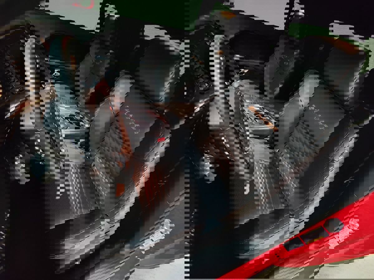 Used 2015 Dodge Challenger R/T Plus image 26