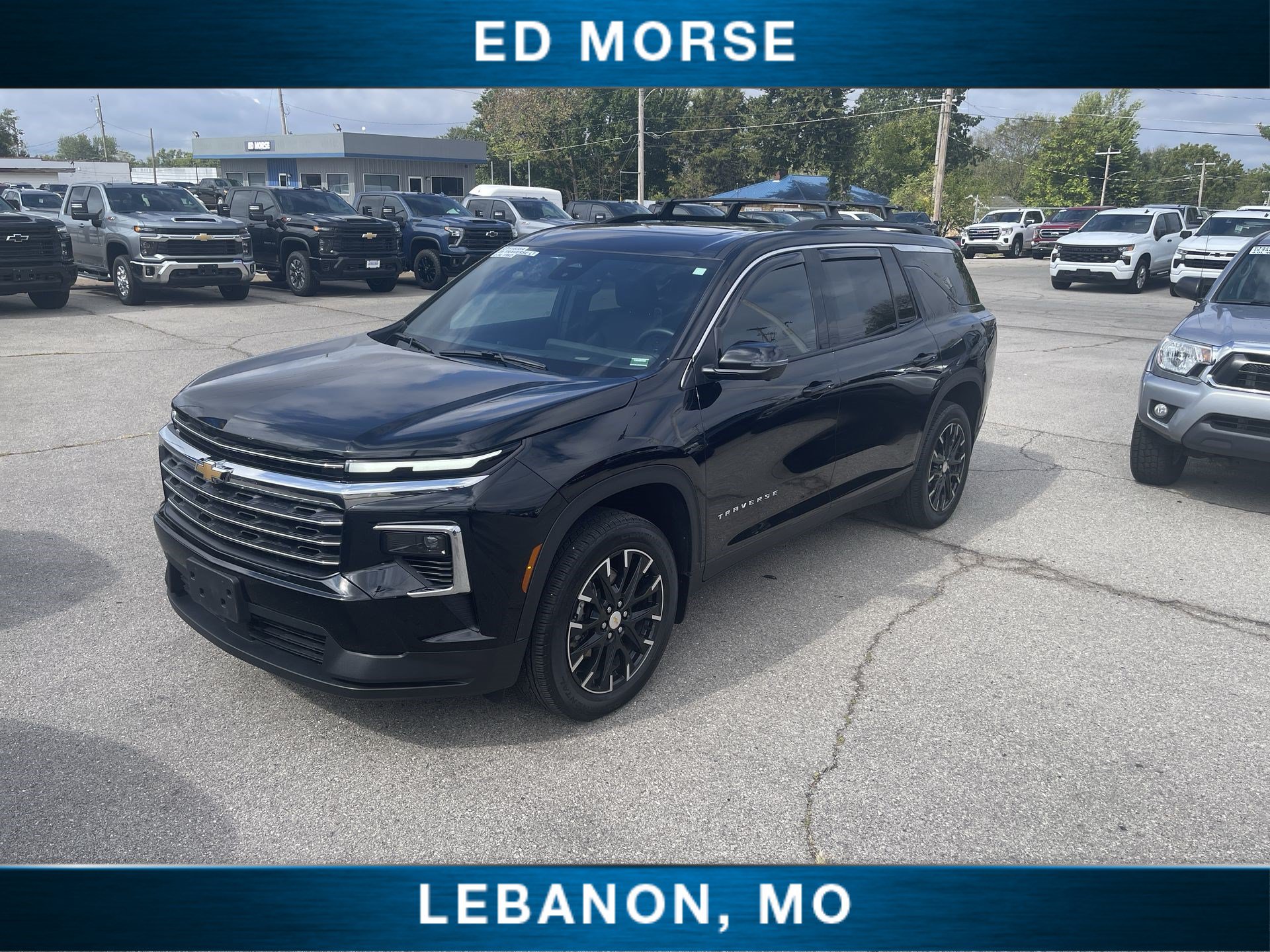 Certified 2026 Chevrolet Traverse LT w/ Sun and Wheel Package FWD image 19