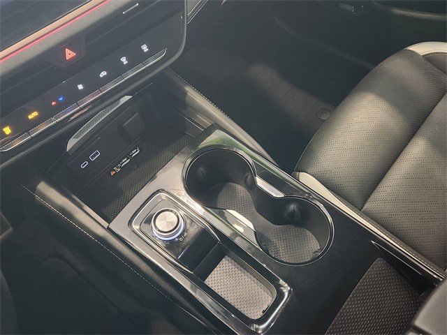 Certified 2025 Buick Envision Sport Touring image 23