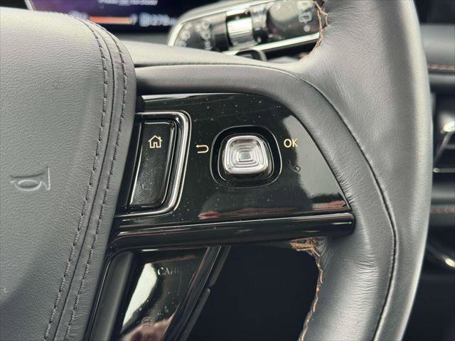 Used 2025 Lincoln Aviator AWD w/ Equipment Group 101A image 23