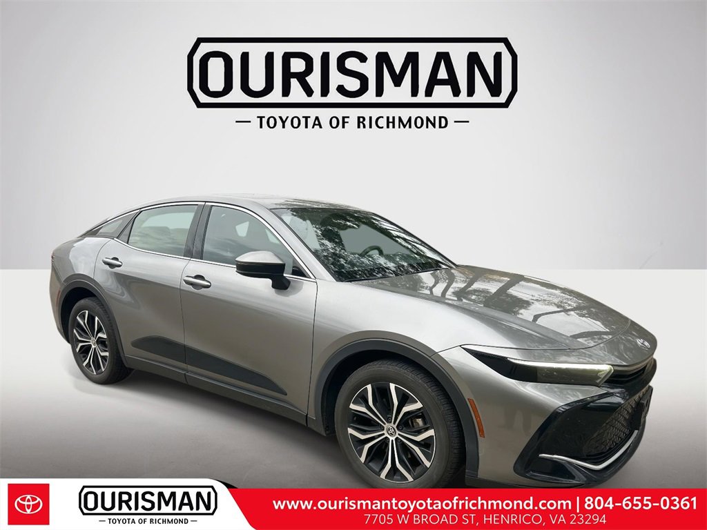 Used 2023 Toyota Crown XLE