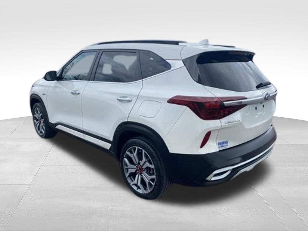 Used 2021 Kia Seltos SX w/ SX Sunroof Package AWD/4WD image 7