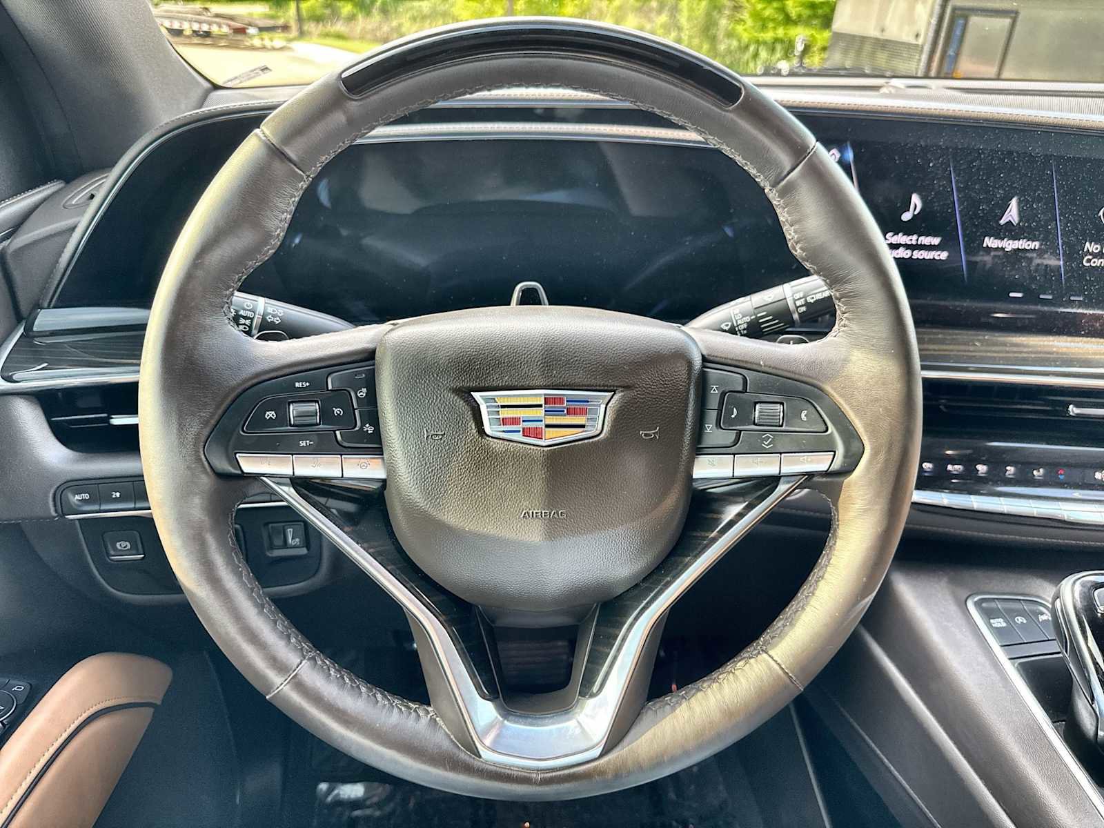 Used 2023 Cadillac Escalade ESV Sport w/ Touring Package AWD/4WD image 21
