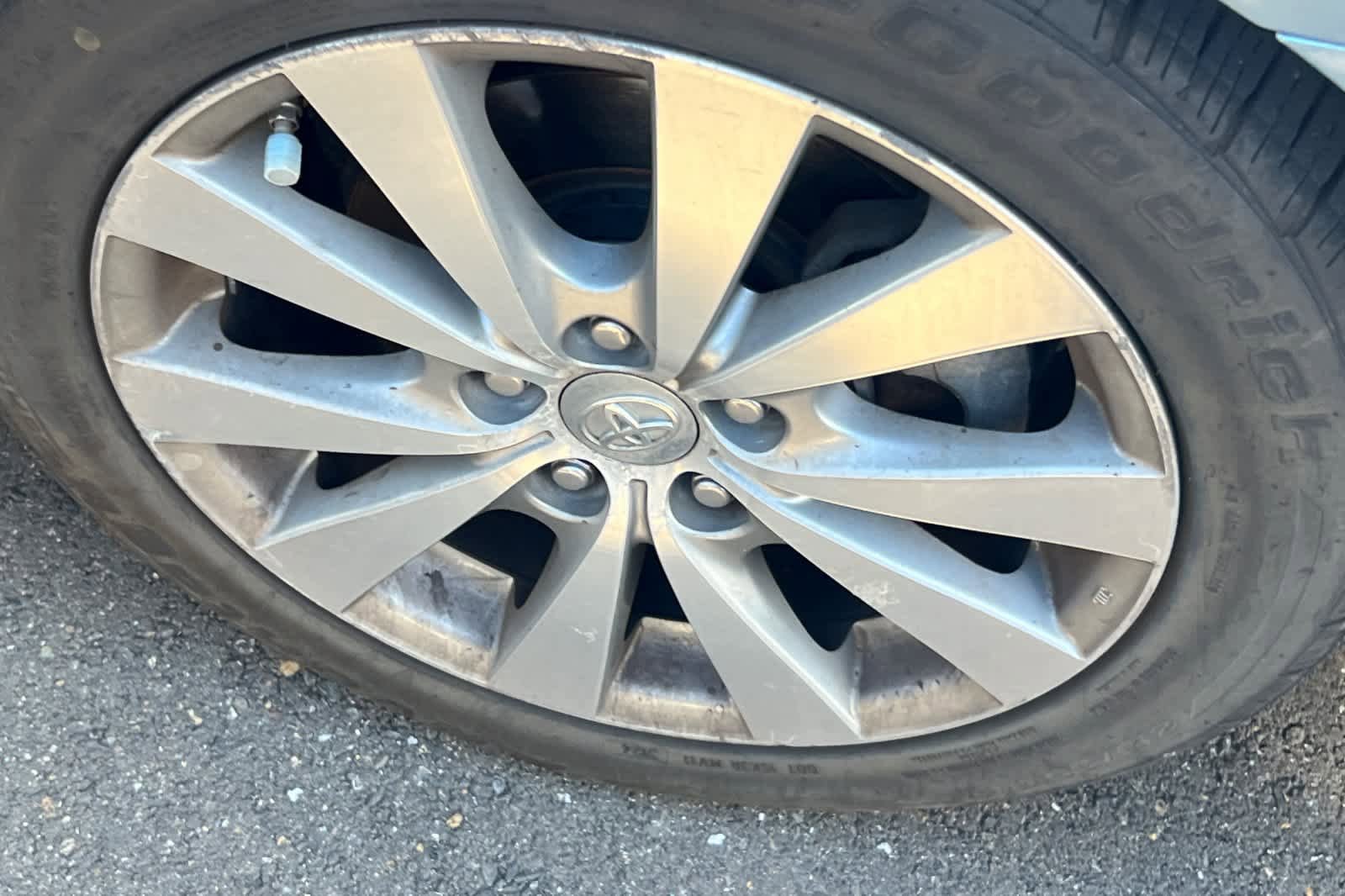 Used 2011 Toyota Avalon Limited FWD image 15