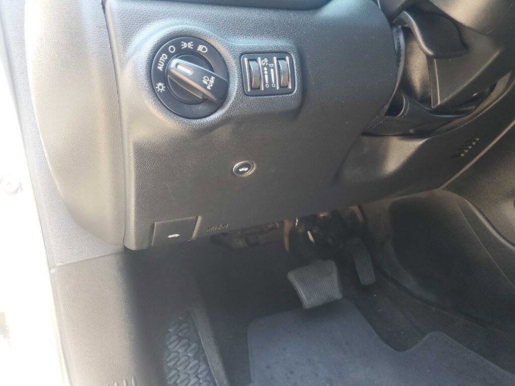 Used 2015 Dodge Dart GT w/ Sun/Sound Group image 19