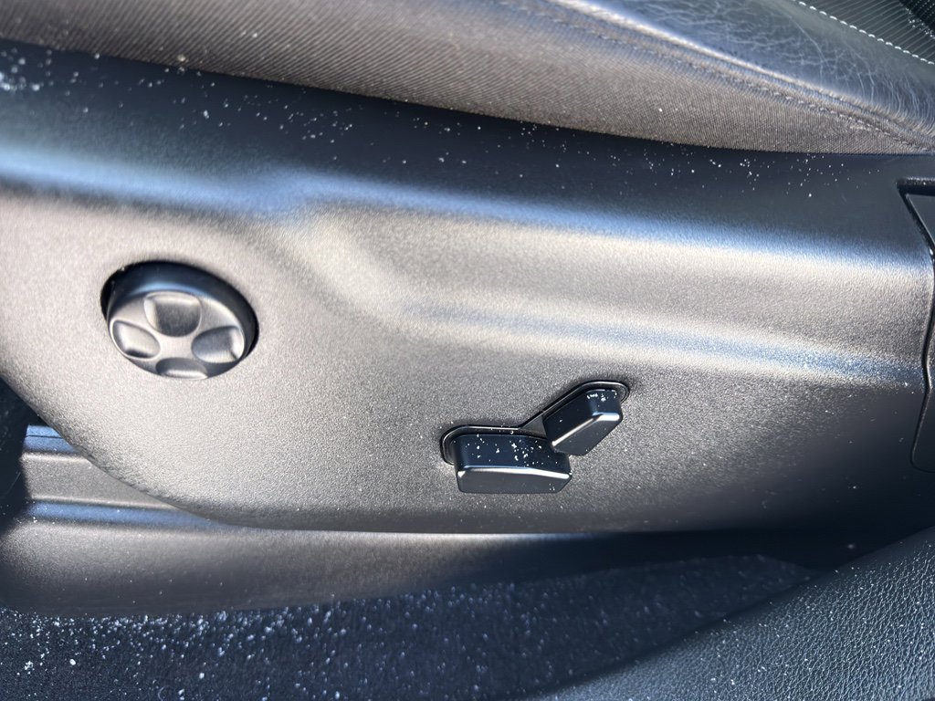 Used 2020 Dodge Durango R/T w/ Technology Group image 16