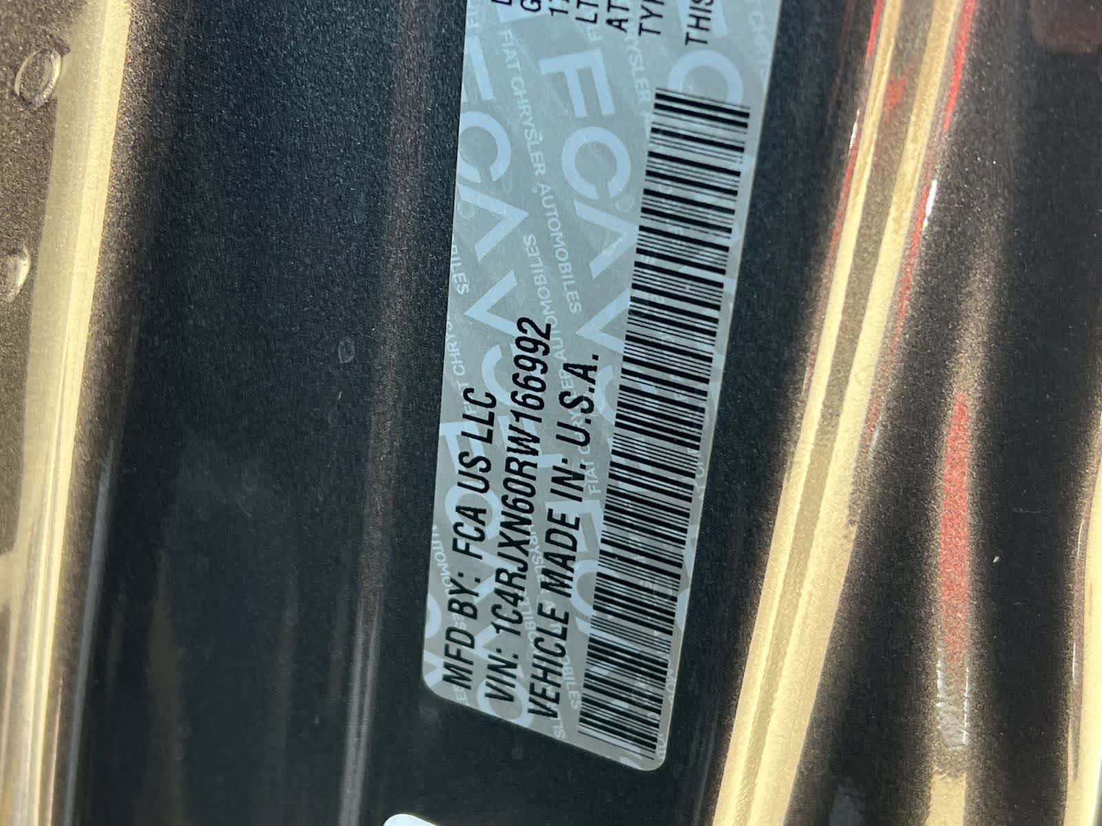 Used 2024 Jeep Wrangler Unlimited AWD/4WD image 31