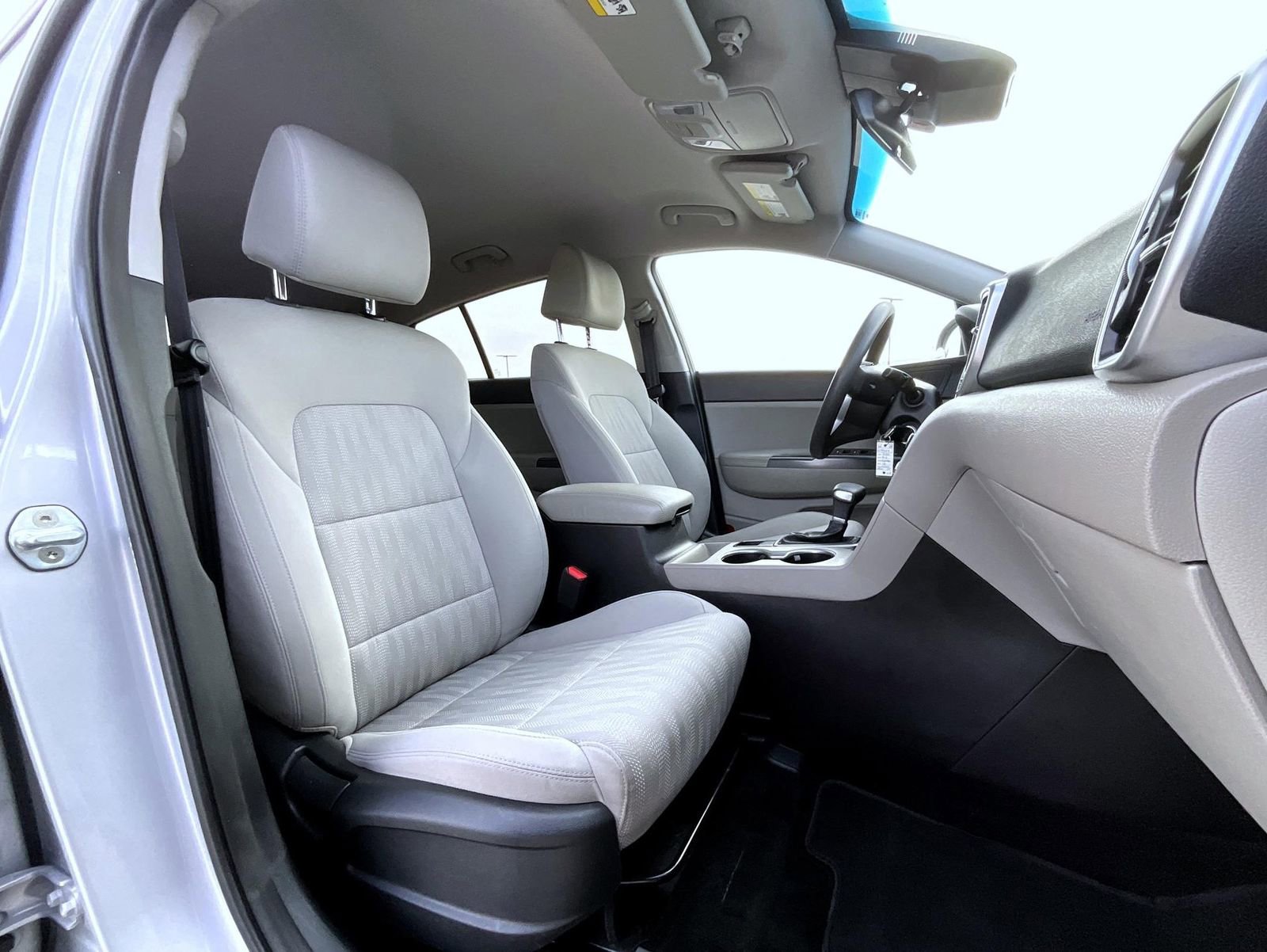 Used 2020 Kia Sportage LX image 15