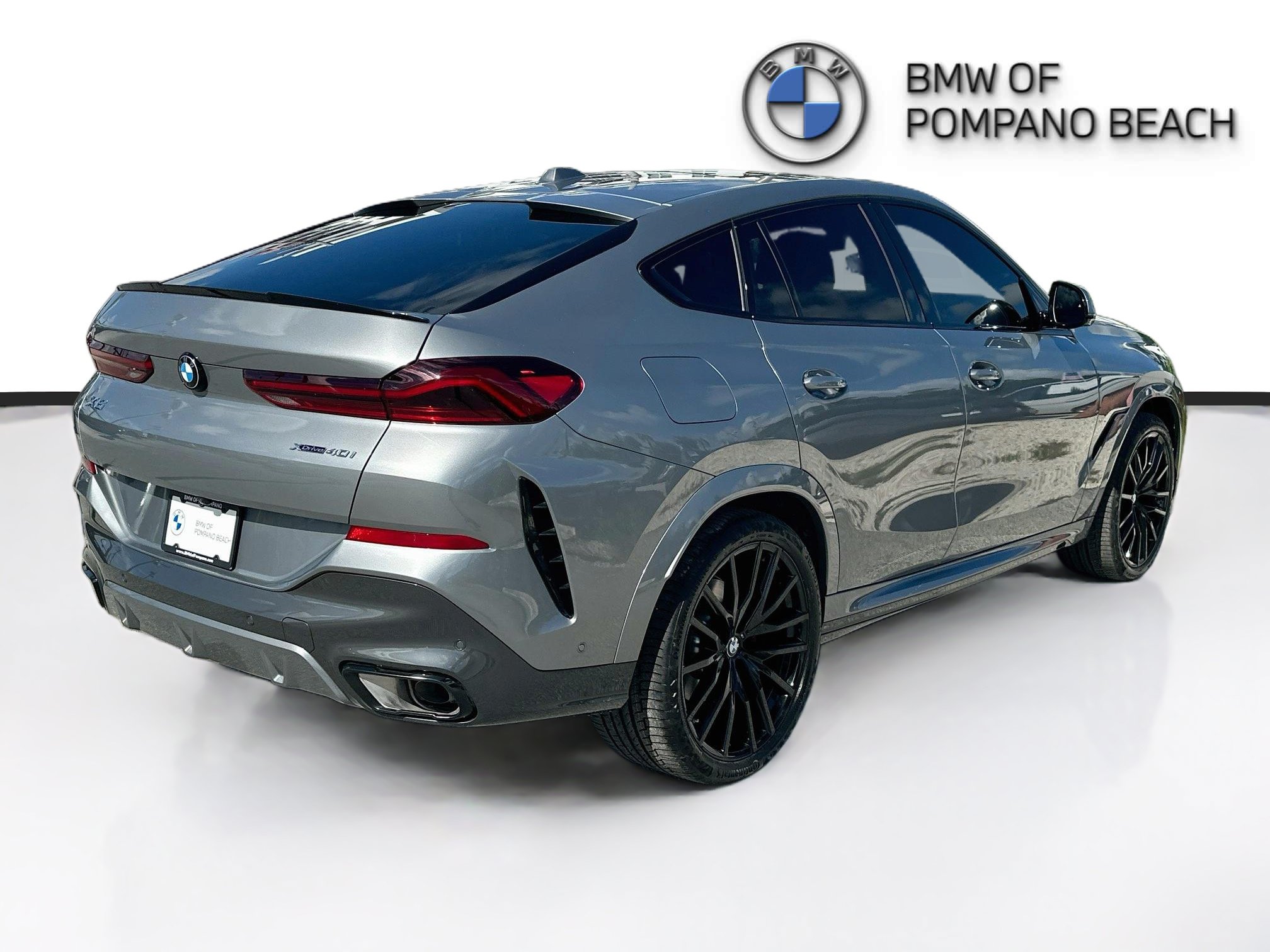 Used 2026 BMW X6 xDrive40i w/ Climate Comfort Package AWD/4WD image 7