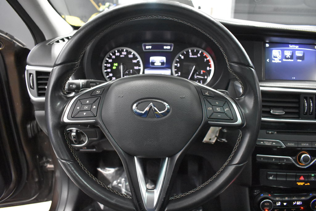 Used 2019 INFINITI QX30 AWD w/ Navigation Package image 30
