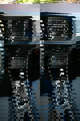 Used 2020 Volkswagen Jetta S w/ Driver Assistance Package image 18