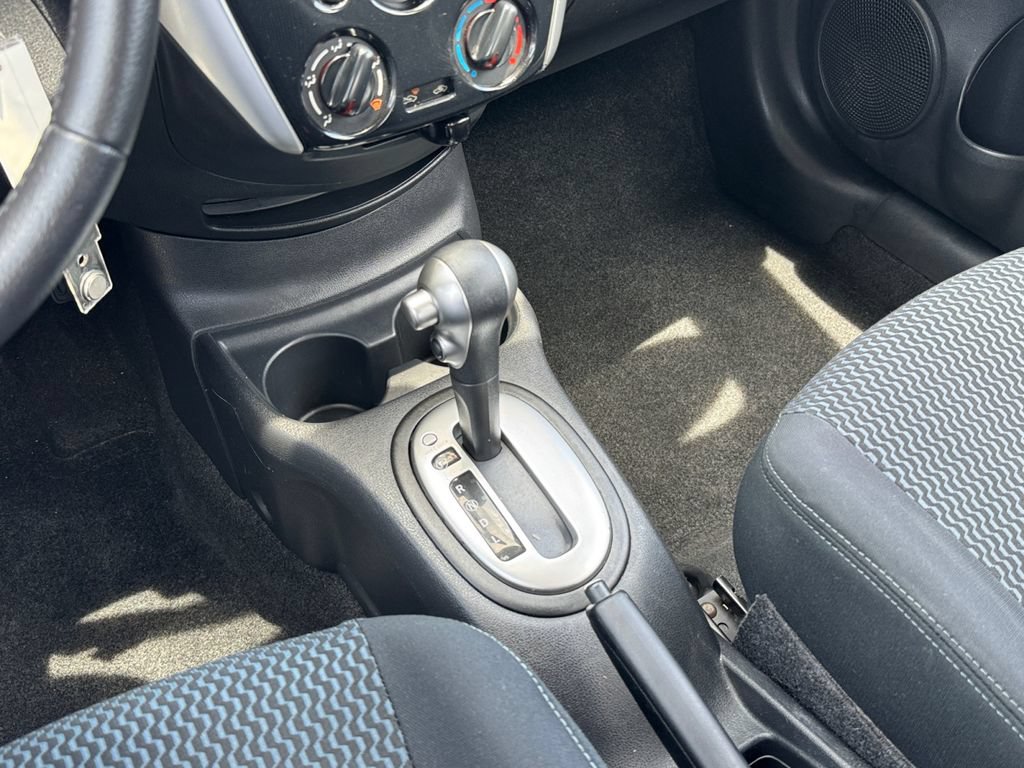 Used 2016 Nissan Versa Note SV FWD image 17