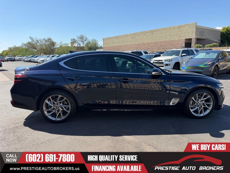 Used 2022 Genesis G70 2.0T RWD image 10