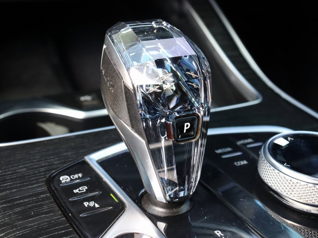 Used 2022 BMW X7 xDrive40i w/ M Sport Package image 37